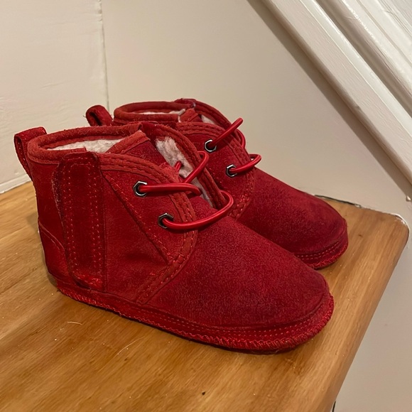 UGG Suede Toddler Booties - Picture 2 of 7